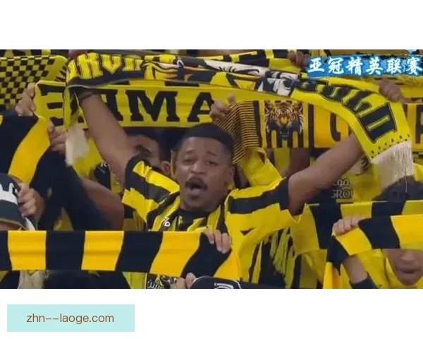 法比尼奥在吉达联合依旧坐镇中场屏障成为攻防转换最稳固基石 法比尼奥在吉达联合依旧坐镇中场屏障成为攻防转换最稳固基石